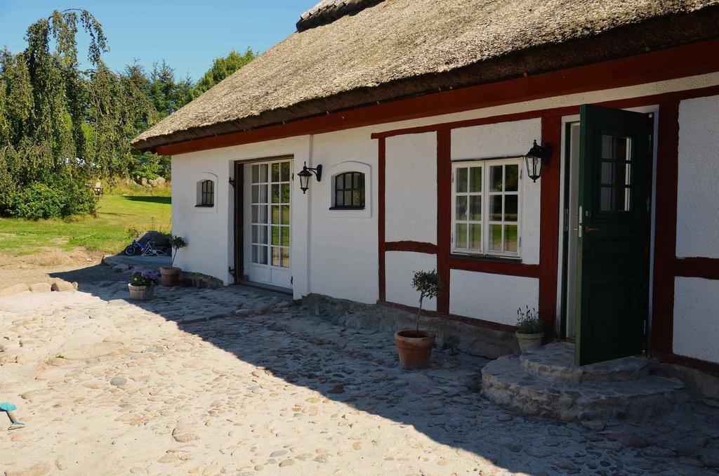 Kastanjegarden Pa Stenshuvud Kivik Kamer foto