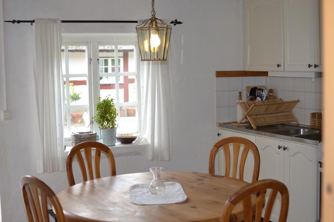 Kastanjegarden Pa Stenshuvud Kivik Buitenkant foto